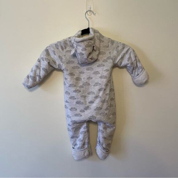 H&M 6-9 Months Baby footie gray white clouds bear hoodie fleece cute zipper - Picture 8 of 8